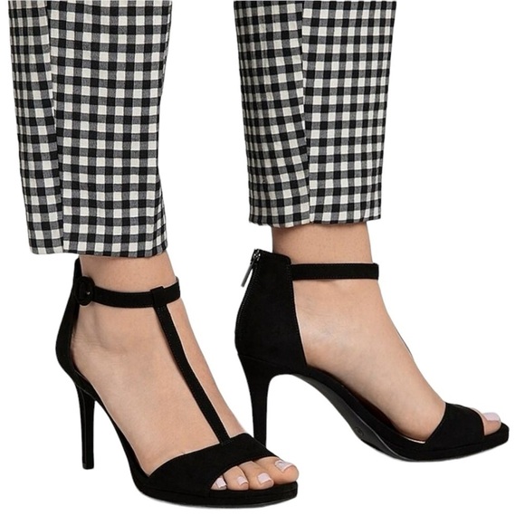 Kelly & Katie Conradd Platform Black Microsuede Sandal‎ Heel Size 8M New - Picture 2 of 4